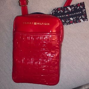 Red Tommy Hilfiger crossbody brand new never been used